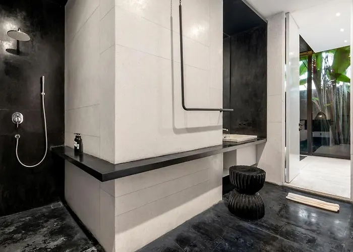 Flow 20 Elegant 3br Tropical Retreat Ubud (Bali)