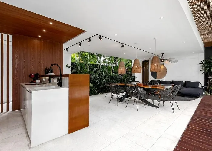 Villa Flow 20 Elegant 3br Tropical Retreat *