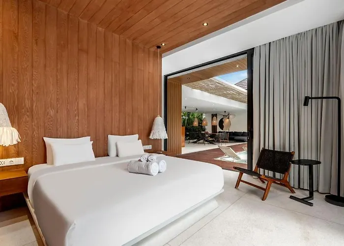 Villa Flow 20 Elegant 3br Tropical Retreat